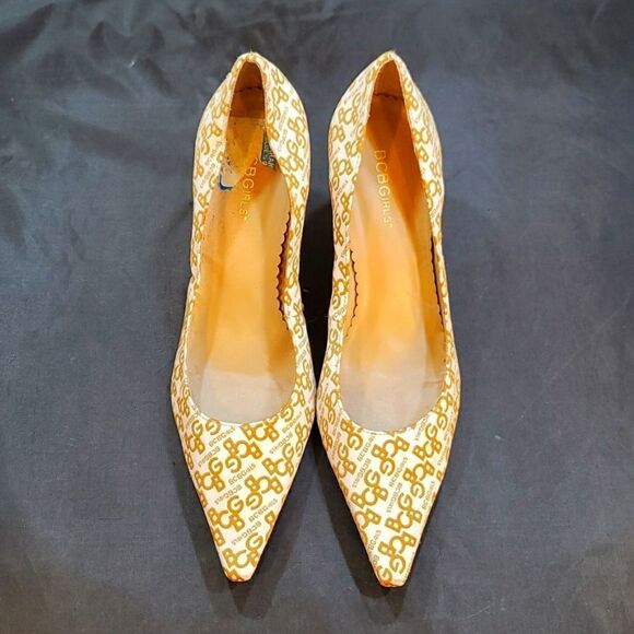 BCBGIRL POINTED TOE SLIP-ON WOMEN"S KITTEN PUMPS - Picture 2 of 16